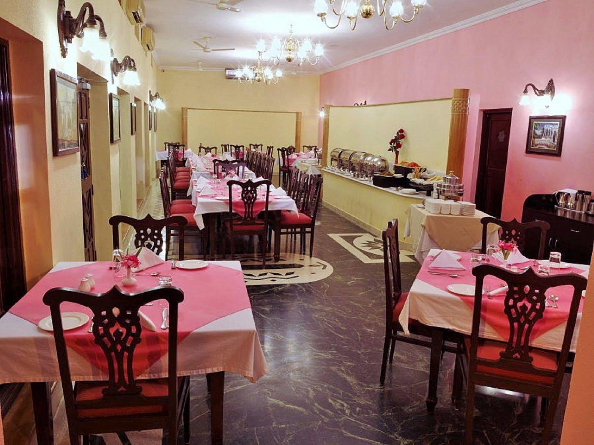 Hotel Rawalkot Jaisalmer Zewnętrze zdjęcie